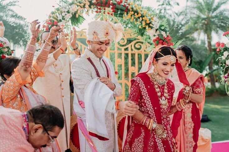 Mountain-View Resort vs Riverside Resort for Your Wedding in Manali | Vaidic Sutra
